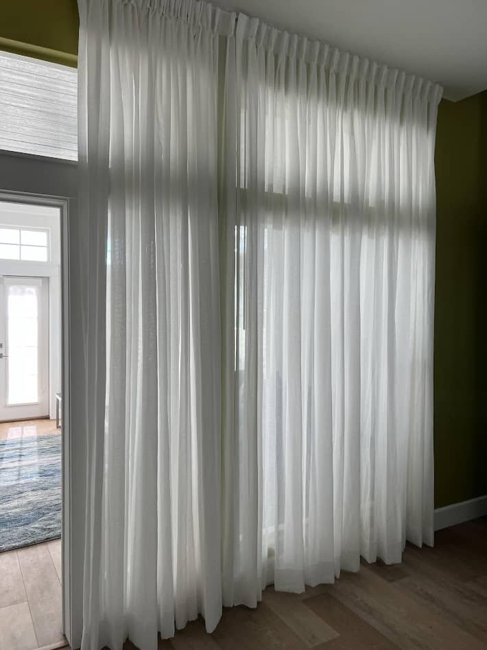 drapery indoor patio